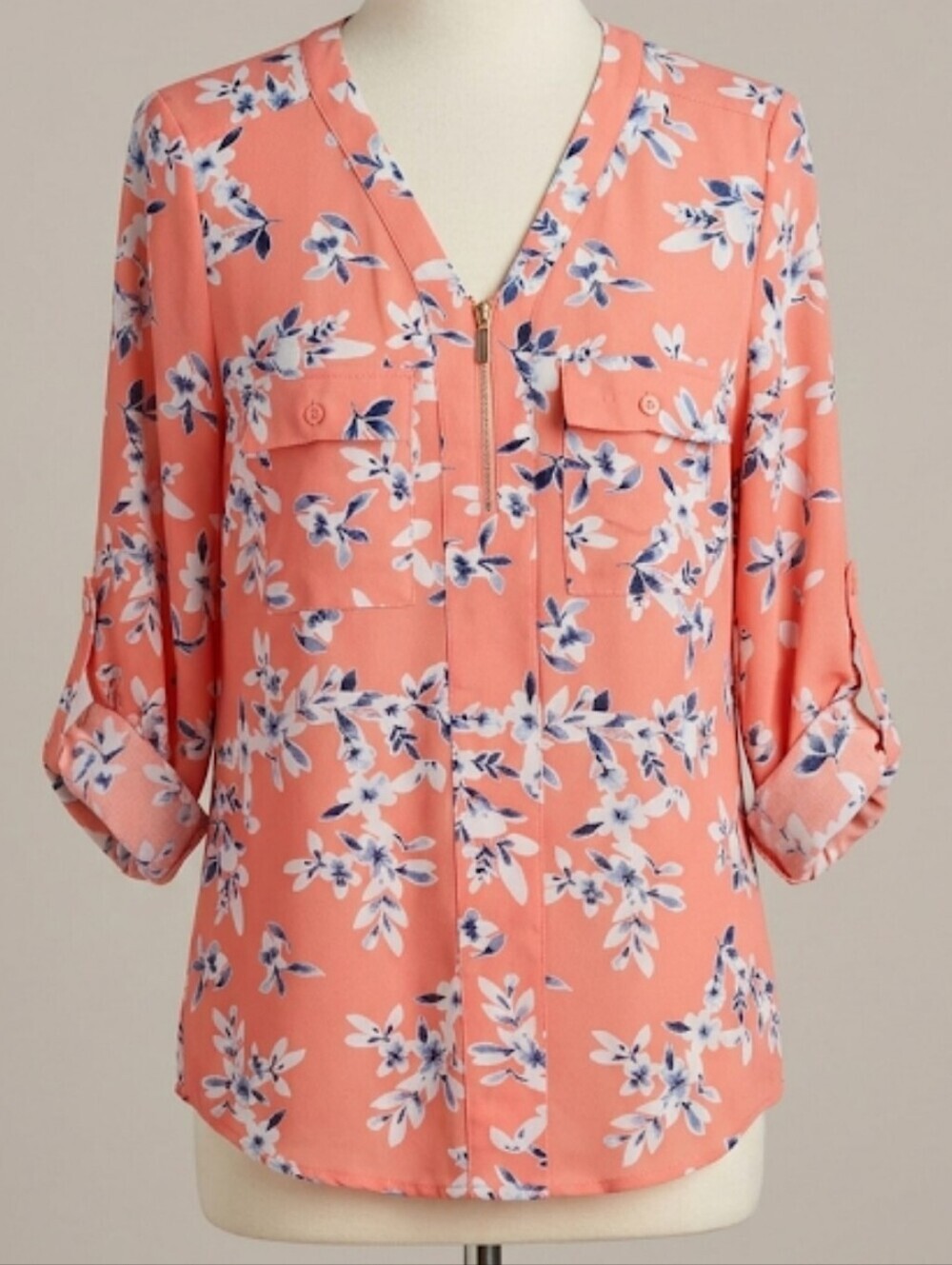 Valerie Stevens Size Small Women’s Floral Zip-Front Blouse in Coral